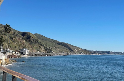 Eastern Malibu House | Big Rock Malibu Oceanfront Retreat