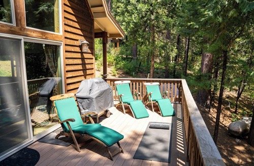 Camp Connell Ski Chalet | Big Trees Chalet w/Rec Center Access Pools, Games, Sport Courts