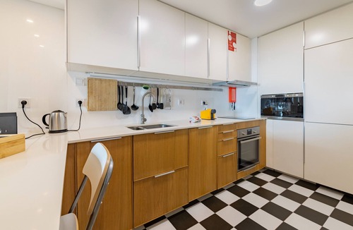 Pica Galo Apartment | Blue Coast Studio