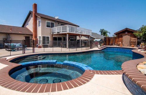 San Carlos House | Blue Lagoon 4BR/3BA Work+Play Retreat!