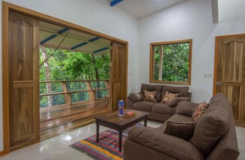 Cocles House | Blue Maverick for Nature Lovers~ 4WD ONLY!