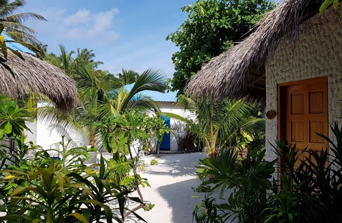 Dharavandhoo House | Blue World Dharavandhoo