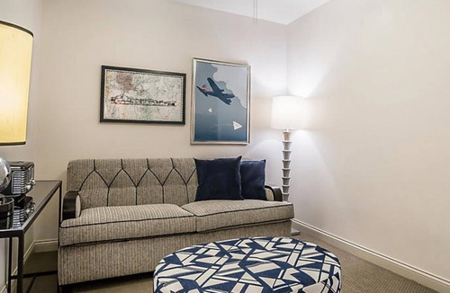Las Vegas House | Bluegreen Club 36, 1 Bedroom Condo, Free WiFi and Parking