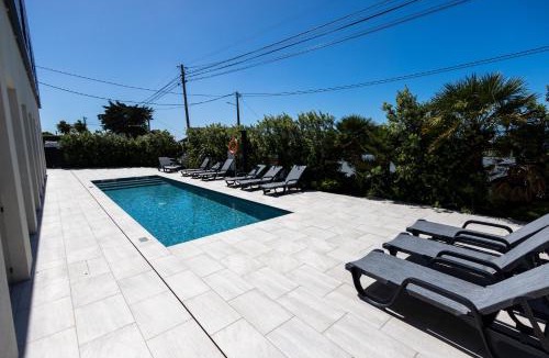Coxos Beach Apartment | Bluevillas Ribamar T2 by ACasaDasCasas