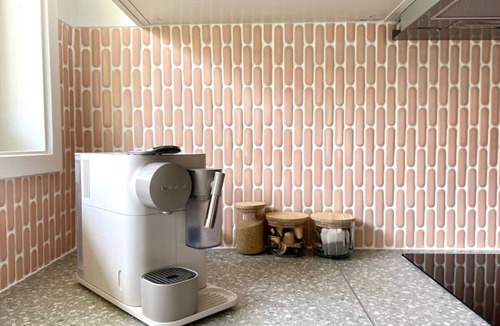 Broadbeach Apartment | Blush on Broadbeach-250m to beach-pet friendly