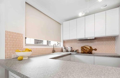 Broadbeach Apartment | Blush on Broadbeach-250m to beach-pet friendly