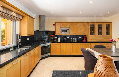 Estombar Apartment | Boa Nova 30/1 | professionally cleaned | 2-bedroom apartment | close to Carvoeiro and Ferragudo