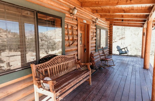 Bodfish Cabin | Bodfish Ranch/sleeps 14/secluded on 3.5 acres