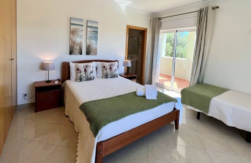 Boliqueime Villa | BOLIQUEIME AMAZING VILLA WITH POOL by HOMING