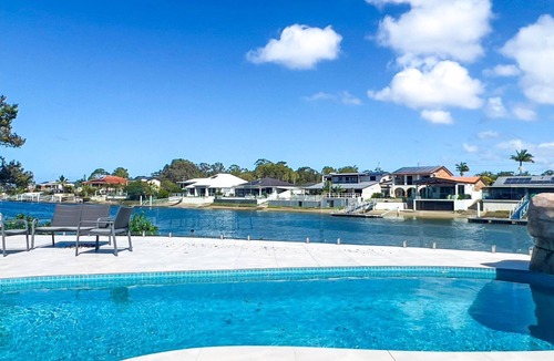 Maroochydore House | Book 4 Get 1 Free night till June 25th!