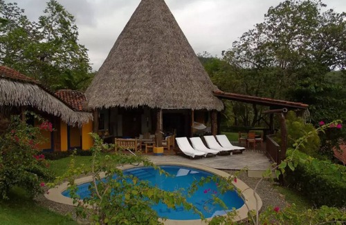 Islita Villa | BOOK NOW and save-Tropical BeachVilla w Priv Poolnn