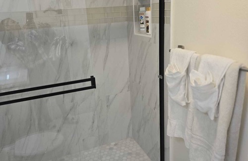 La Presa Apartment | Brand New Cozy studio with AC and WiFi in amazing Spring Valley