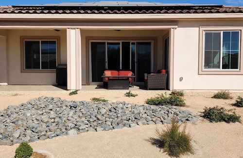 Palm Desert House | Brand new home in the middle of Palm Desert! Close to everything! South facing.