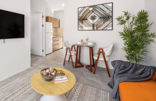 Caboolture House | Brand New - Quiet Retreat work or play