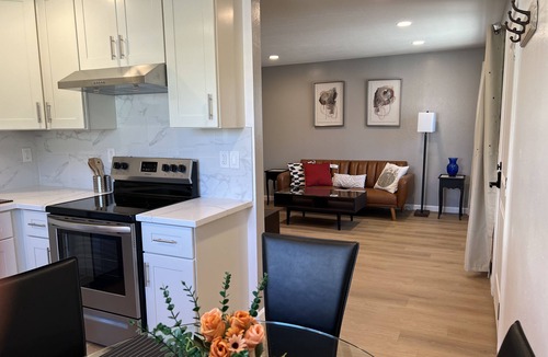 Shoreline West Apartment | Brand new remodeled modern rooms in 2bd1br apt near Mountain View downtown