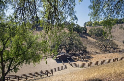 Santa Ynez House | Breathtaking Views,Pool/Spa,4BR/4Ba,5 Min to Town!