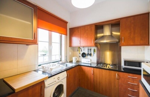 Alcantara Apartment | Bright Alcântara Flat- Close to Train Station & LX Factory