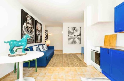 Praia da Rocha Apartment | Bright apartment steps from Praia da Rocha, one of Portugal’s finest beaches. Access to a large pool, promenade, restaurants and cafés. Sleeps 5. Self check-in via lockbox.