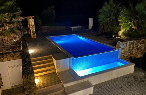 Ferreira do Zezere Villa | Bugan Villa