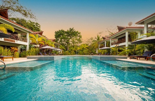 Punta Uva Hotel | Bungalows Beachfront Hotel