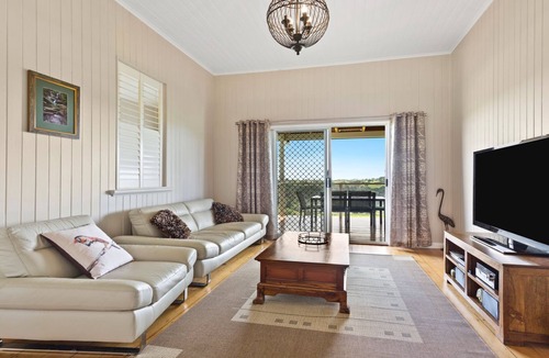Witta House | Bunya@Maleny Farm House