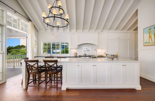 Burleigh Heads House | ★Burleigh Hamptons★ Surf views, Heated pool 200m to beach