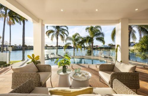 Burleigh Waters House | Burleigh Luxe Escape