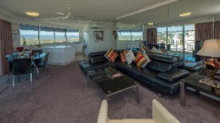 Miami Apartment | Burleigh Surf Apartments