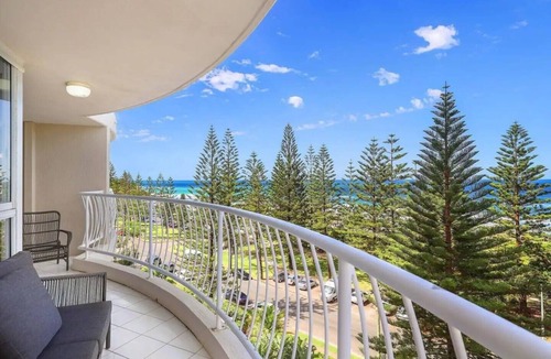 Miami Apartment | Burleigh Vista Apartment - Views