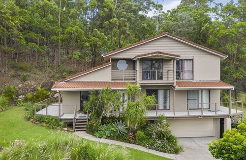 Parkwood House | Bushland Retreat just minutes to theme parks and shopping centers