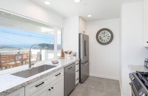 Cayucos Apartment | By the Sea - 17