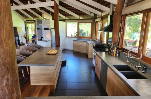 Rosebank House | Byron Hinterland Hexagonal Eco-cabin