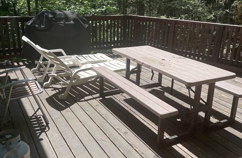 Camp Connell House | Cabin on the Creek