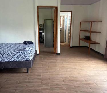 Cahuita Cabin | Cabinas Los Tucanes