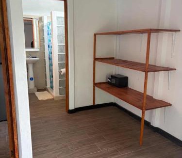 Cahuita Cabin | Cabinas Los Tucanes