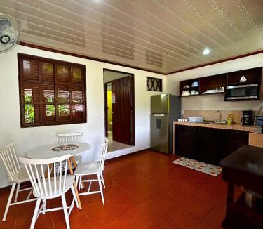 Cocles Hotel | Cabinas Ole Caribe