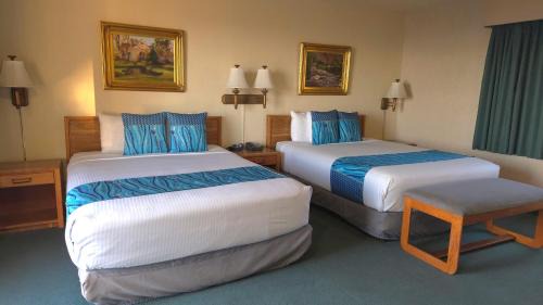 East Beach Hotel | Cabrillo Inn at the Beach
