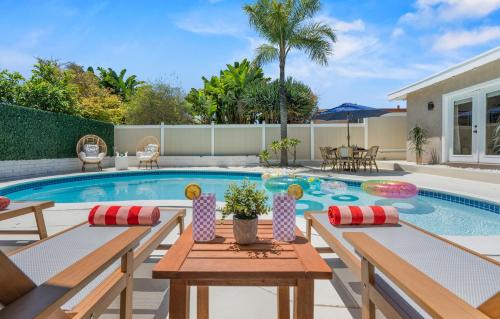 San Carlos House | California Dreamin Resort-Style Pool House