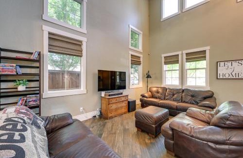 Visalia House | California Vacation Rental w/Private Pool & Patio