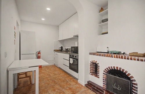 Sever do Vouga House | Cantinho dos Avós – Country House with Mountain View, Wi-Fi and Air Conditioning