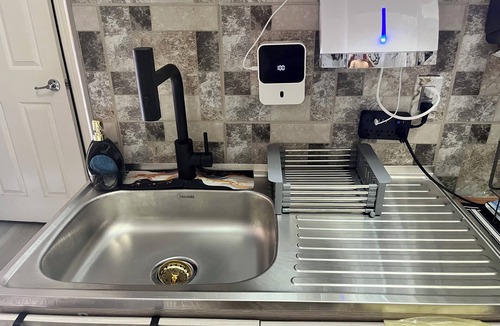 North Las Vegas Apartment | Carmel’s Cozy Luxury Casita in North Las Vegas w/kitchen, washer/dryer, TV/WIFI.