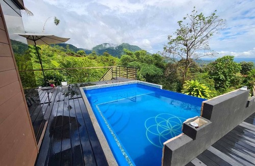 Tres Rios House | Casa a la Luna