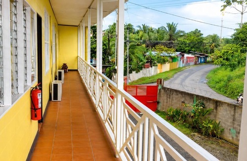 Santa Lucia Apartment | Casa Amarilla Caribbean stay