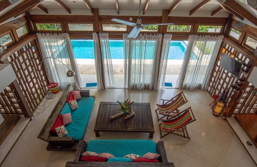 Chiguata Ski Chalet | Casa Ambar - Luxury Jungle Villa with Pool near Chiquita Beach