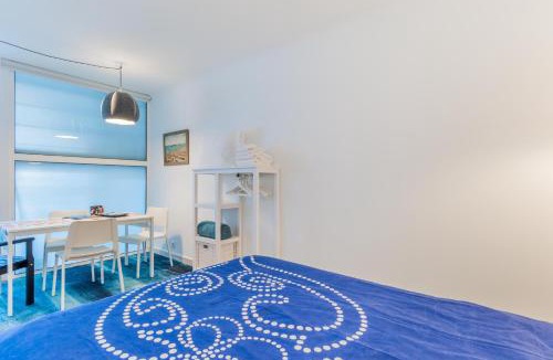 Sacramento Apartment | Casa Bonecos Rebeldes
