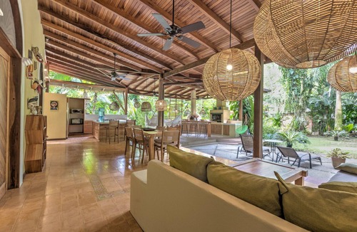 Chiguata Villa | Casa Color Caribe. Stylish villa with pool and Bbq area