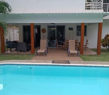 Puerto Viejo de Talamanca House | Casa curling