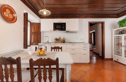 Curvaceiras Grandes House | Casa da Avó Genoveva