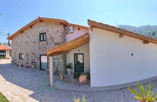 Ponte da Barca House | Casa da Pinha