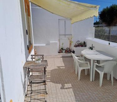 Estoril Apartment | CASA DA PRAIA DA POÇA - Apartamento Rosa
